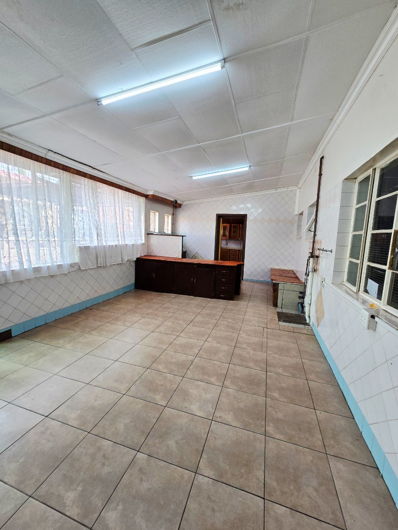 5 Bedroom Property for Sale in Elandia North West